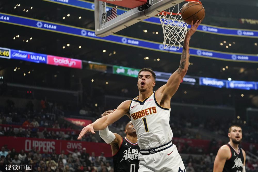 中所展现的 中所展现的