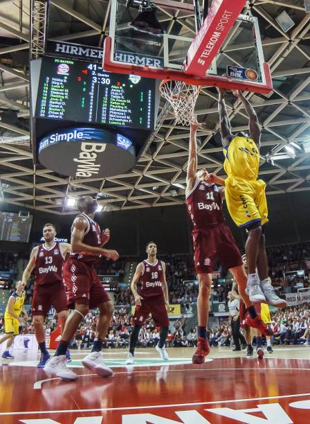 面对门将冷静低射，加拉格尔收获马竞生涯首球