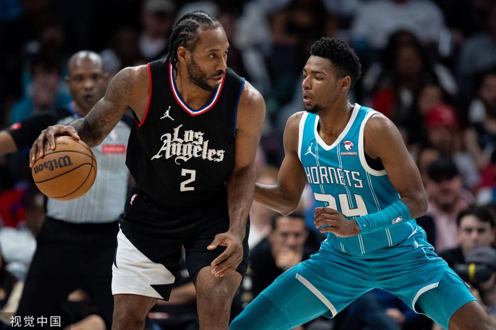 马卡：加维参加了本周巴萨的合练，球员预计10月底复出