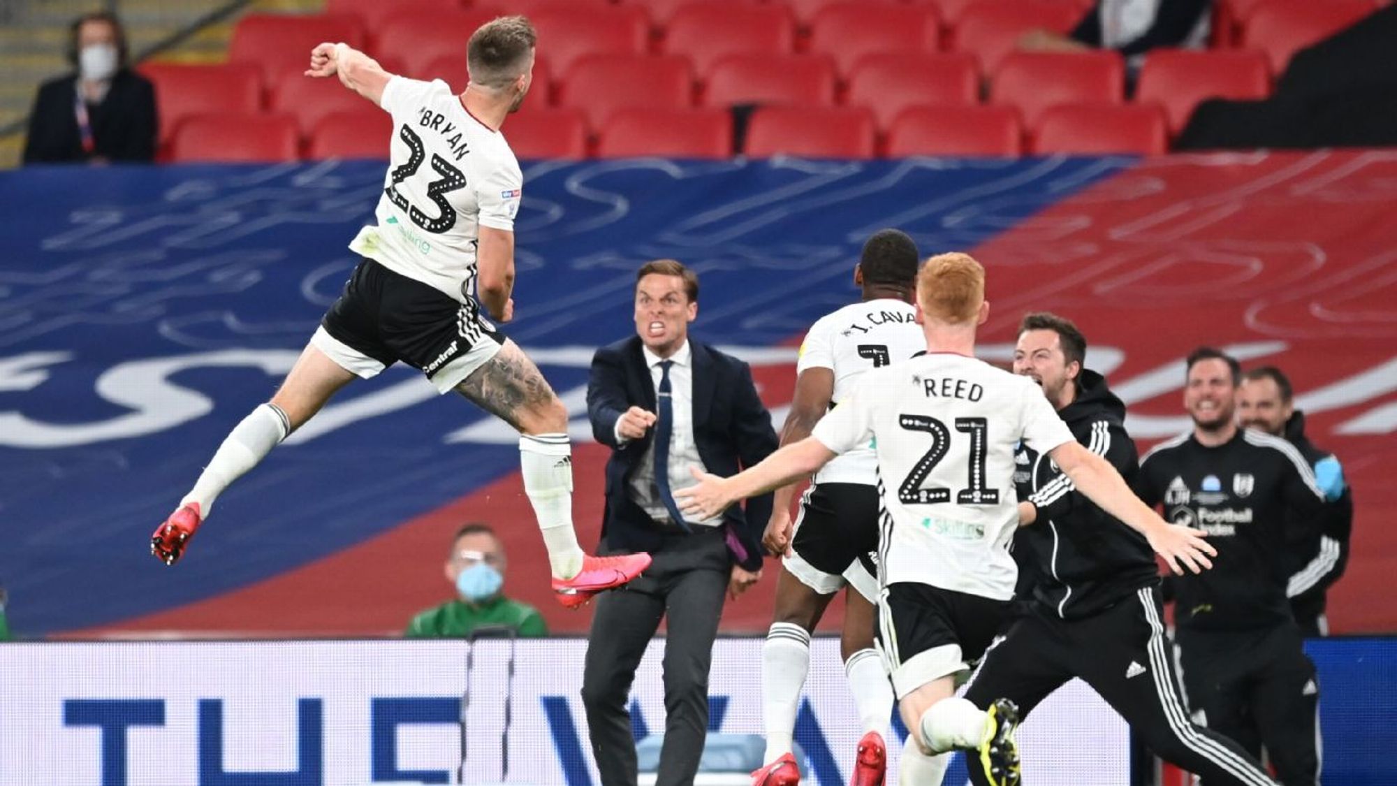 模板稳定且 模板稳定且